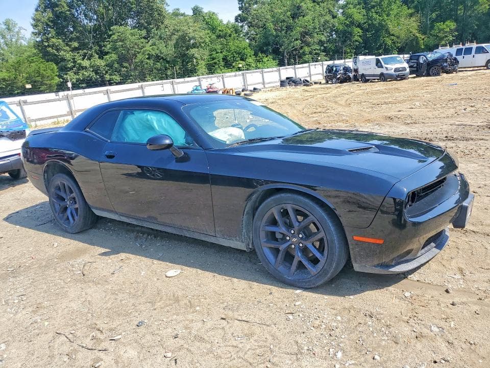 2020 DODGE CHALLENGER SXT 4