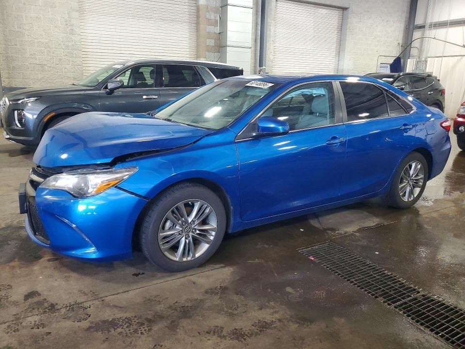 2017 TOYOTA CAMRY SE - 1