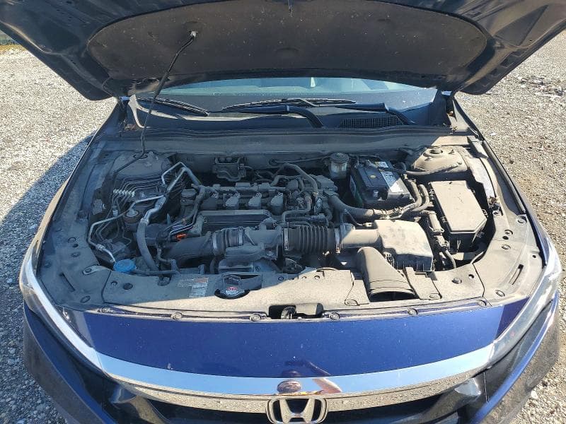 2018 HONDA ACCORD LX 11