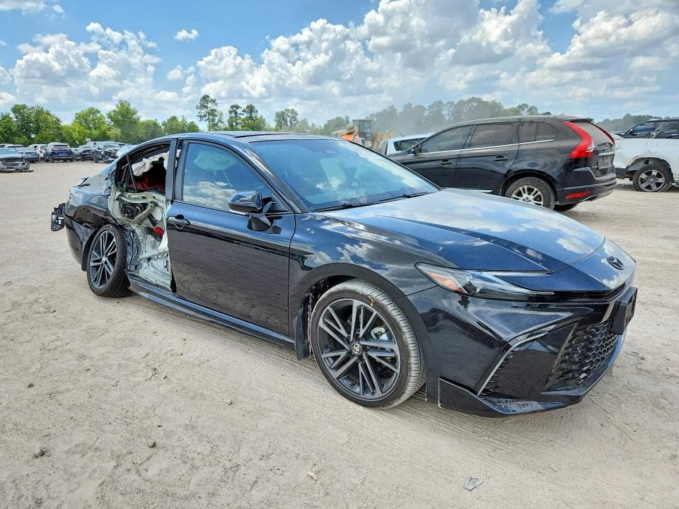 2026 TOYOTA CAMRY XSE 4