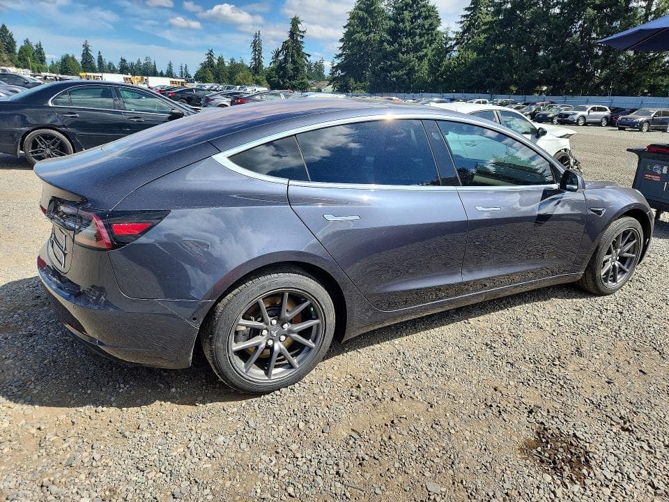 2018 TESLA MODEL 3 3