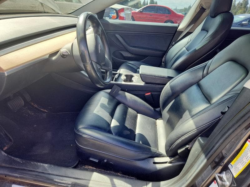 2018 TESLA MODEL 3 7