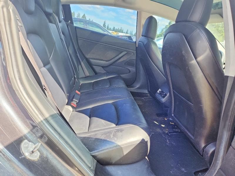 2018 TESLA MODEL 3 10