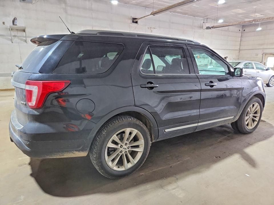 2018 FORD EXPLORER XLT 3