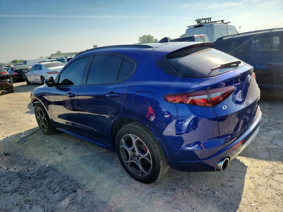 2020 ALFA ROMEO STELVIO 2