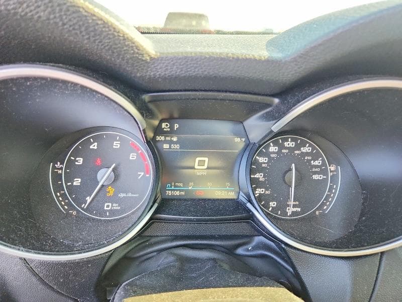 2020 ALFA ROMEO STELVIO 9