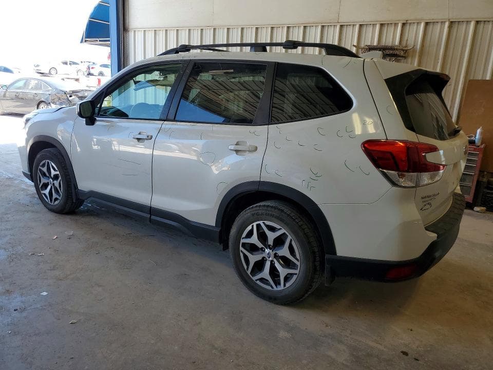 2019 SUBARU FORESTER PREMIUM 2