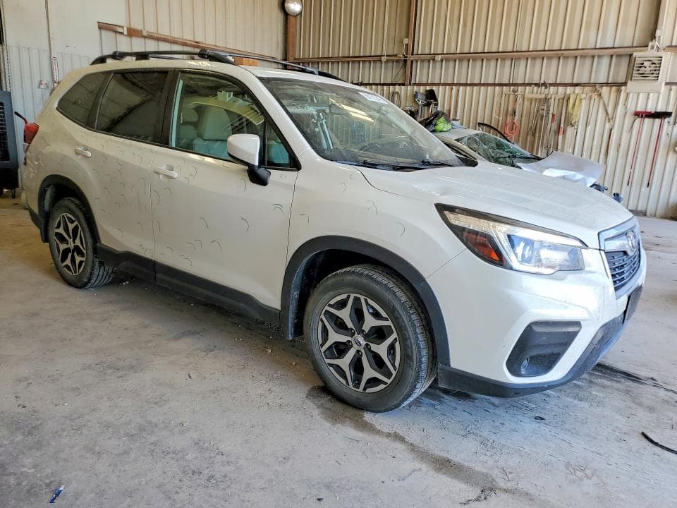 2019 SUBARU FORESTER PREMIUM 4