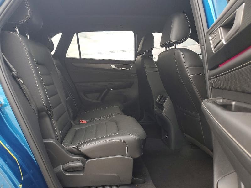 2024 VOLKSWAGEN ATLAS CROSS SPORT SEL R-LINE 11
