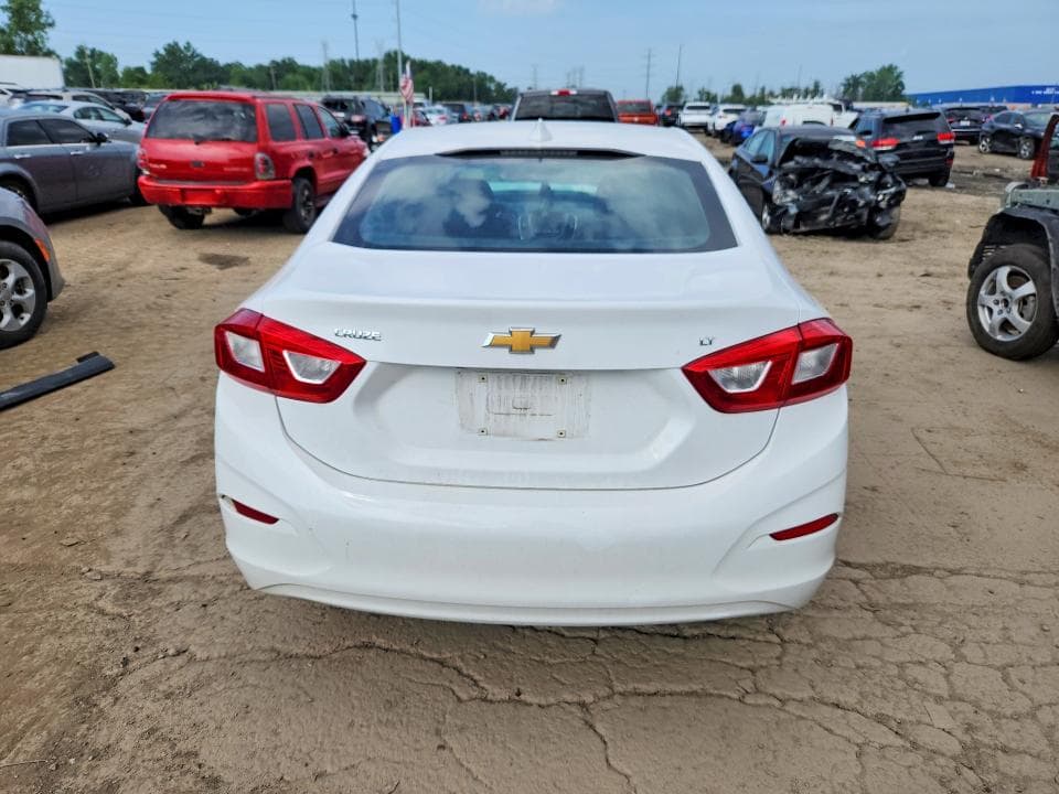 2017 CHEVROLET CRUZE LT 6