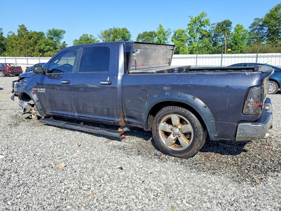 2017 RAM 1500 SLT 2