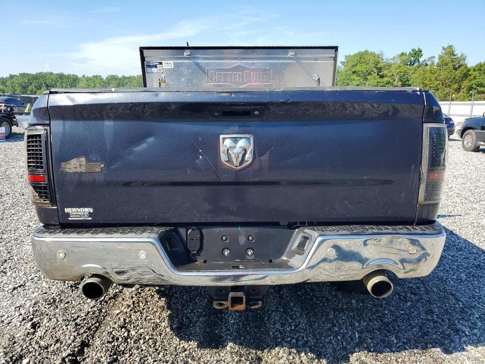 2017 RAM 1500 SLT 6