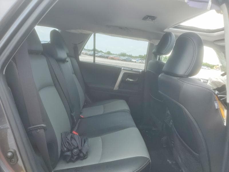 2018 TOYOTA 4RUNNER SR5 PREMIUM 11