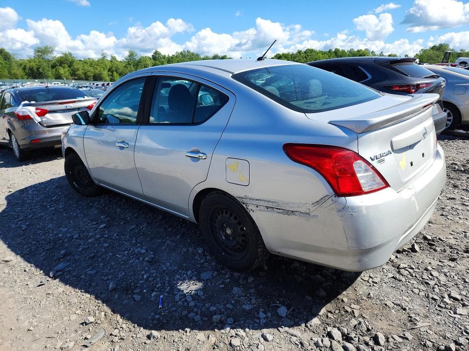 2019 NISSAN VERSA SV 2