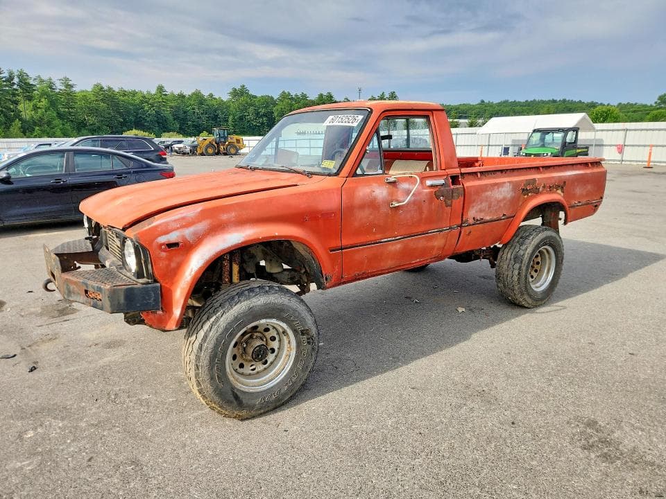 1983 TOYOTA PICKUP
