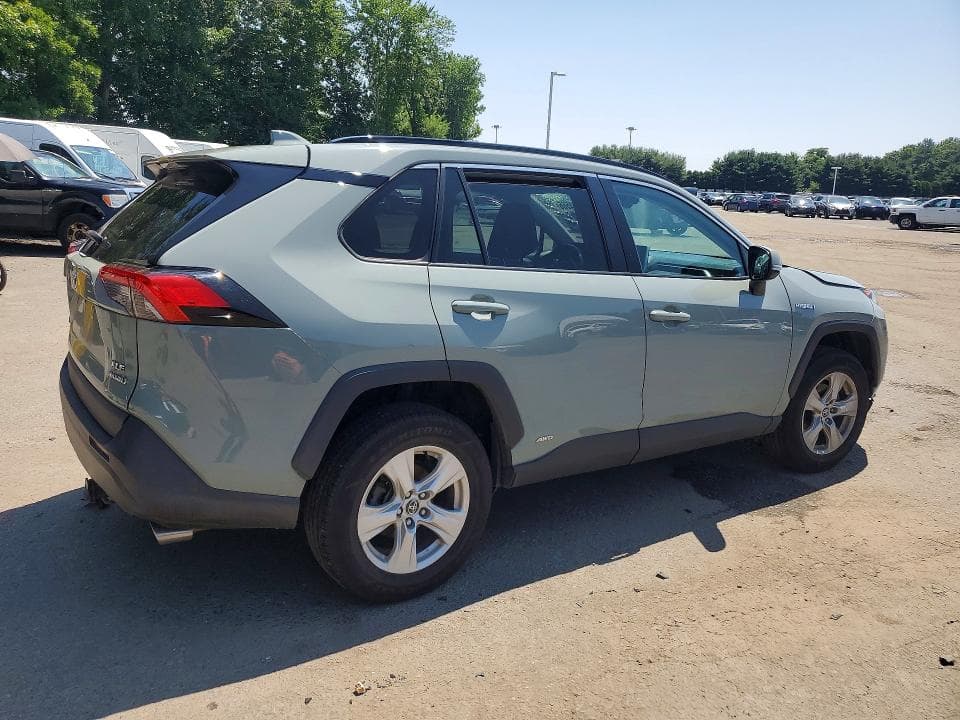 2020 TOYOTA RAV4 HYBRID XLE 3