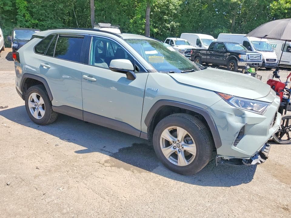 2020 TOYOTA RAV4 HYBRID XLE 4