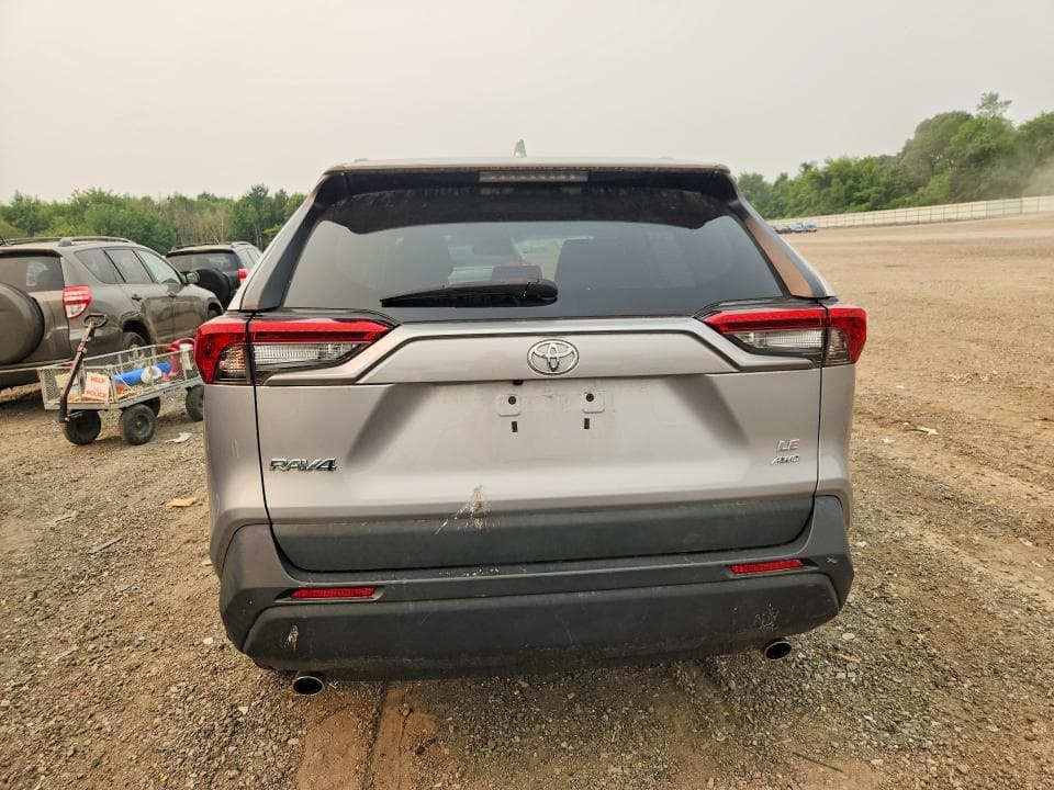 2021 TOYOTA RAV4 LE LE 6