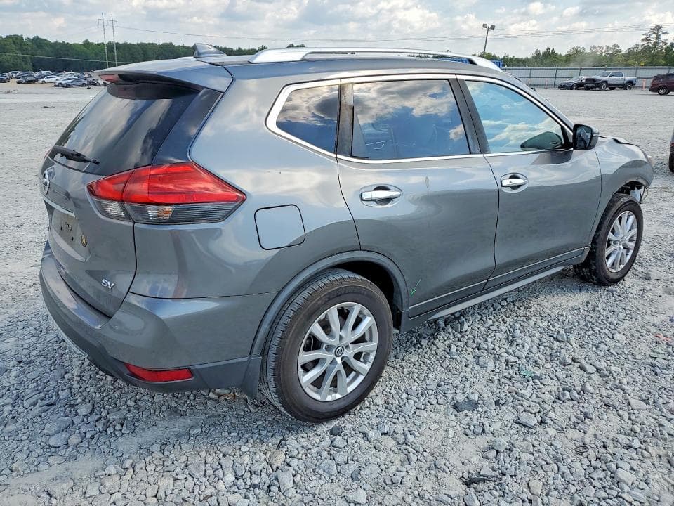 2017 NISSAN ROGUE SV 3