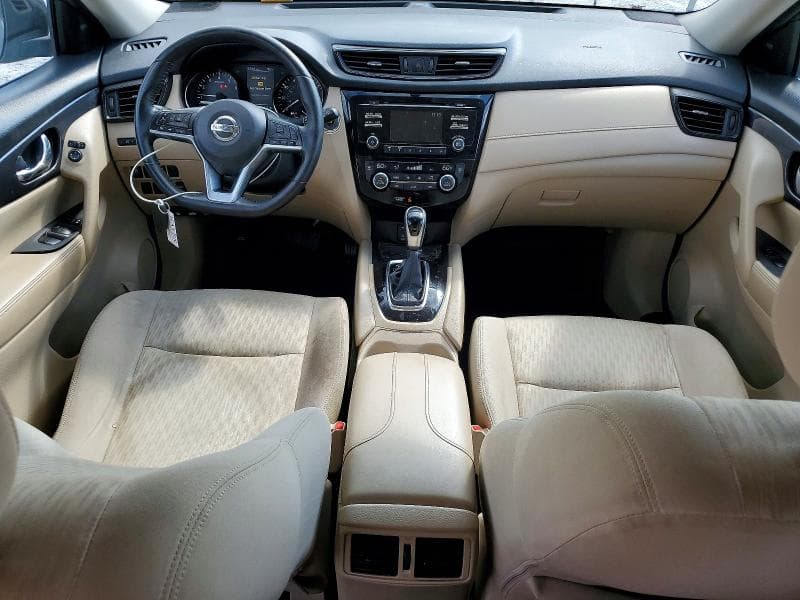 2017 NISSAN ROGUE SV 8