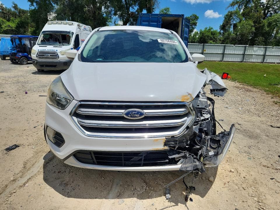 2017 FORD ESCAPE SE 5