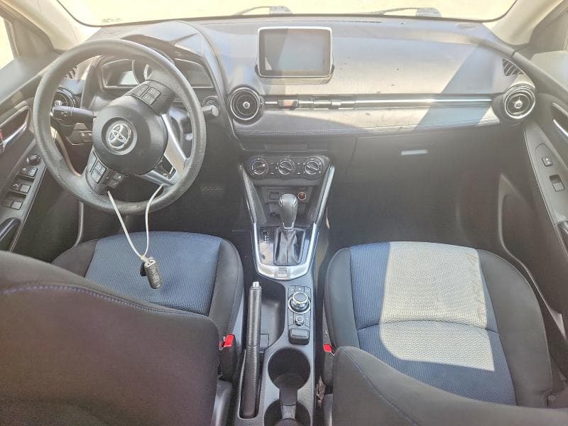 2017 TOYOTA YARIS IA BASE 8
