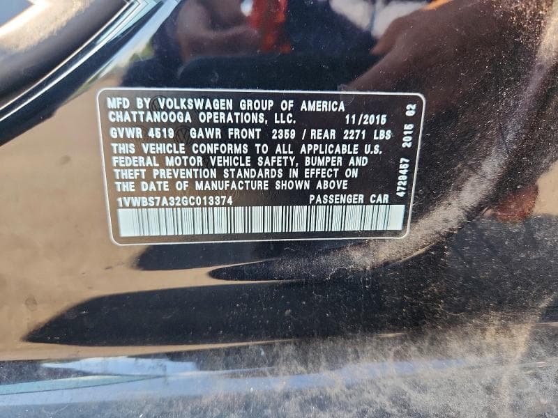 2016 VOLKSWAGEN PASSAT SE SE 12