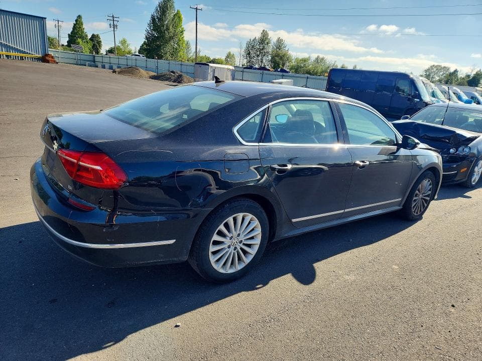 2016 VOLKSWAGEN PASSAT SE SE 3
