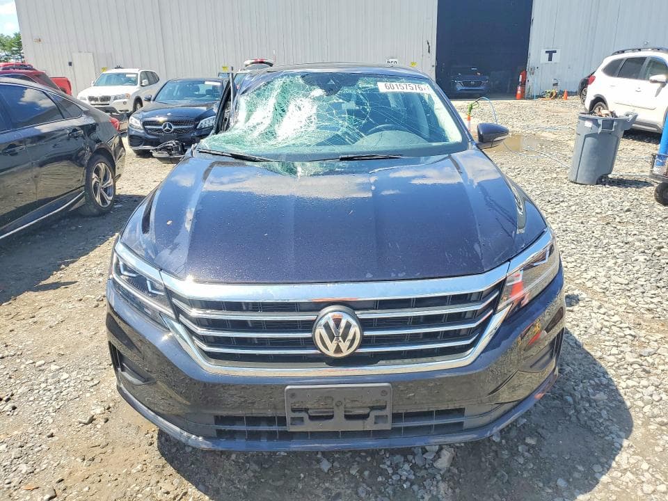 2021 VOLKSWAGEN PASSAT SE 5