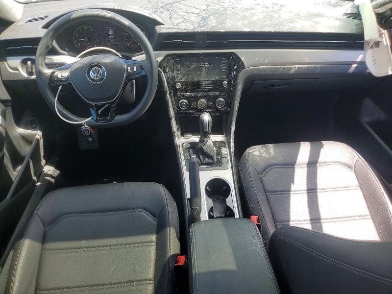 2021 VOLKSWAGEN PASSAT SE 8