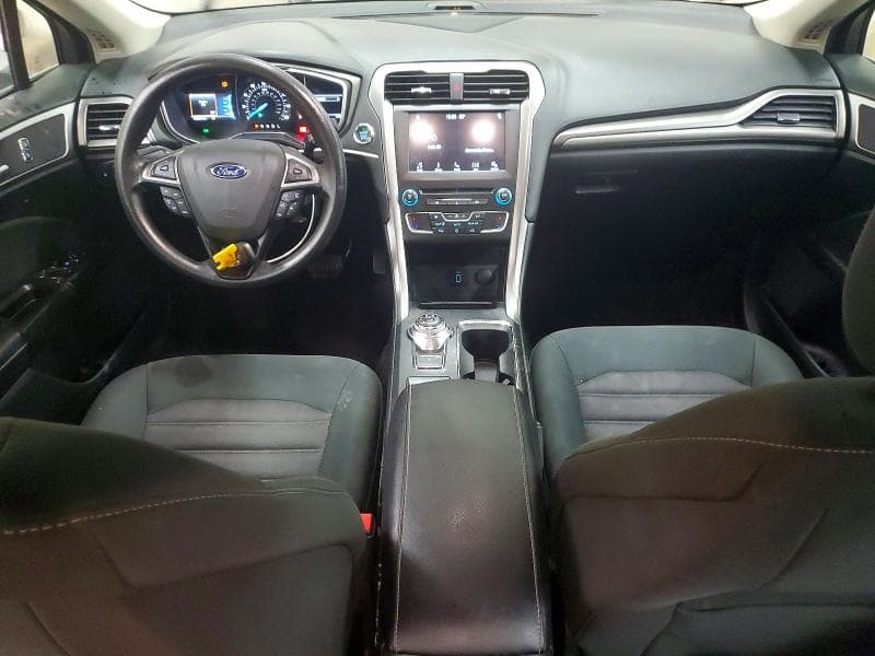 2017 FORD FUSION SE 8