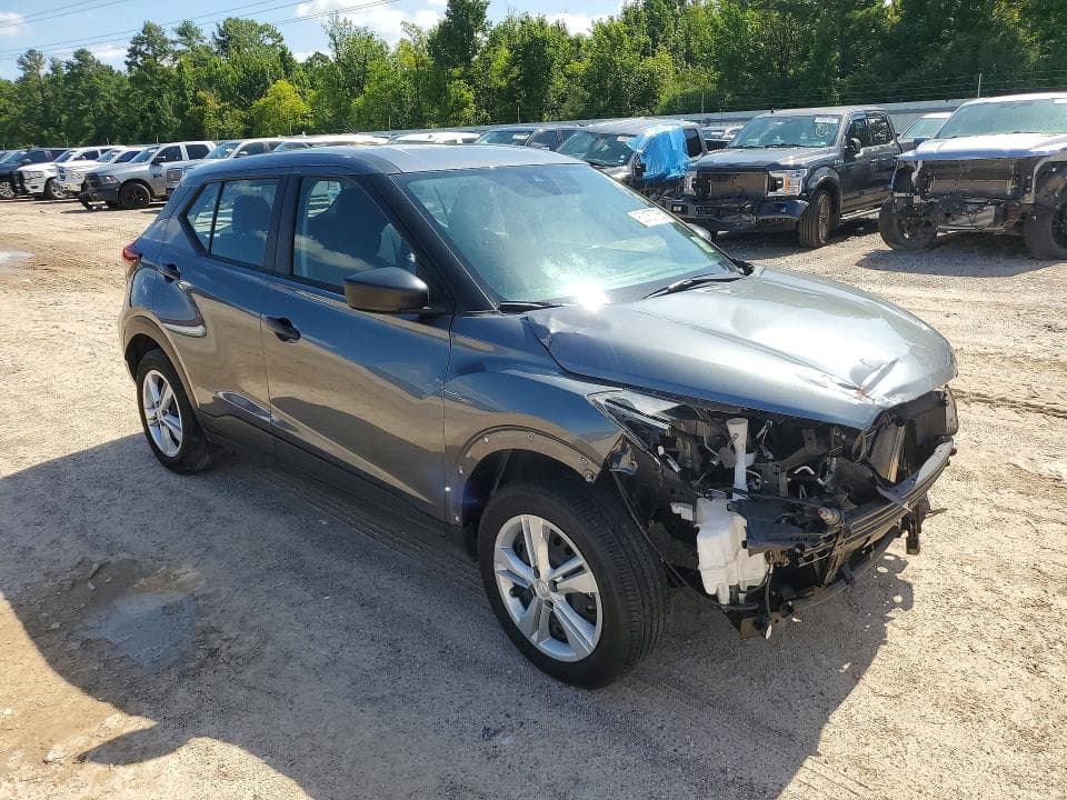 2025 NISSAN KICKS PLAY S S 4