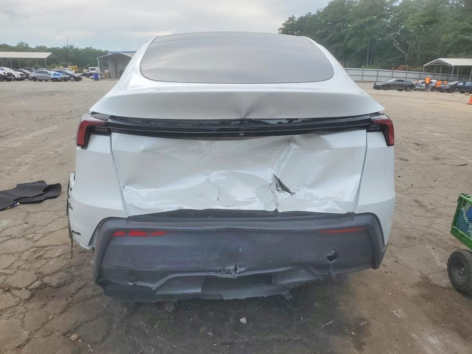 2026 TESLA MDL Y 6