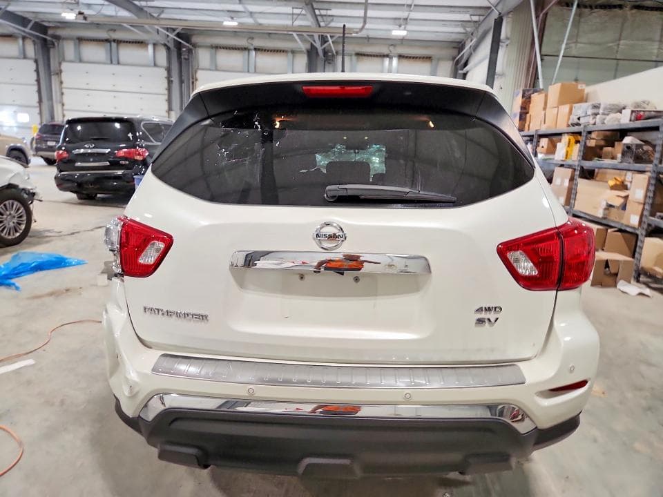 2018 NISSAN PATHFINDER SV 6