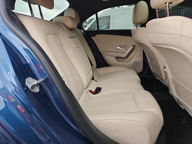 2020 MERCEDES-BENZ A 220 4MATIC 10