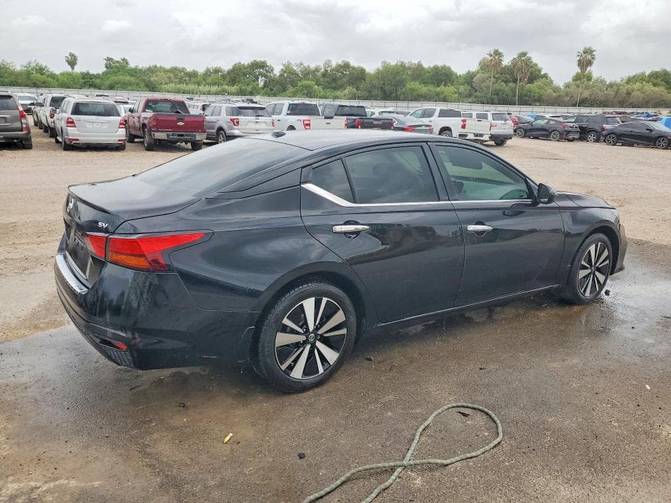 2021 NISSAN ALTIMA SV SV 3
