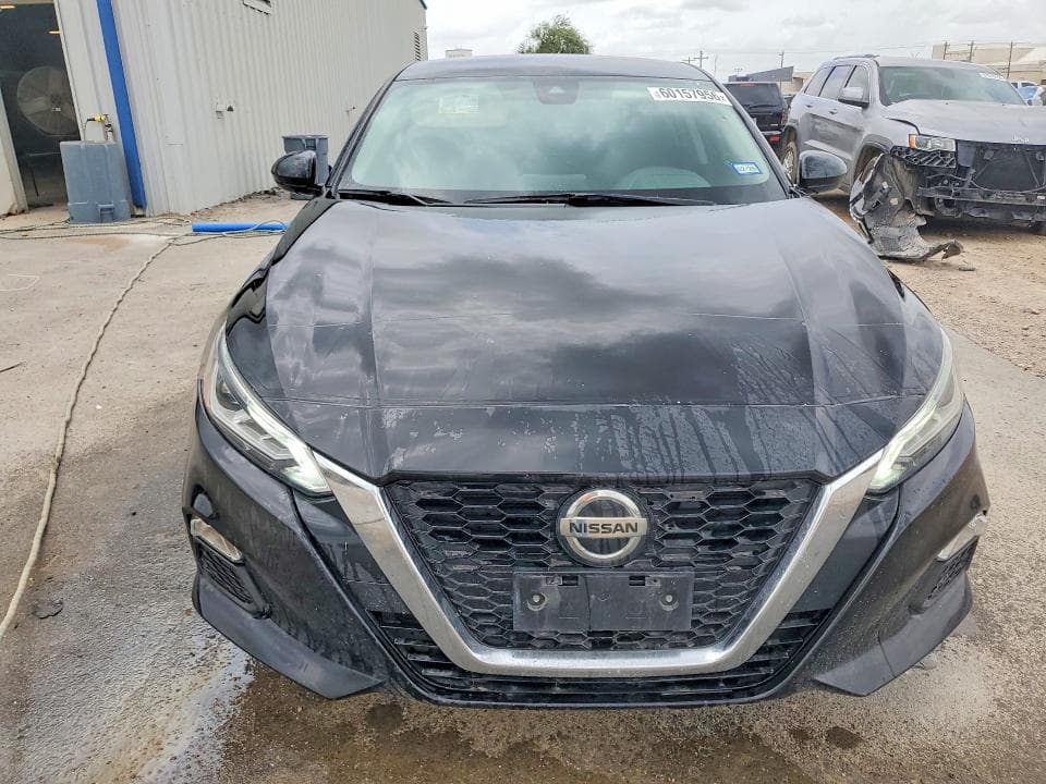 2021 NISSAN ALTIMA SV SV 5