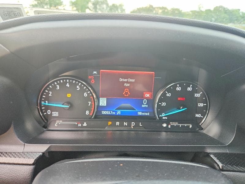 2024 FORD EXPLORER ST-LINE 9
