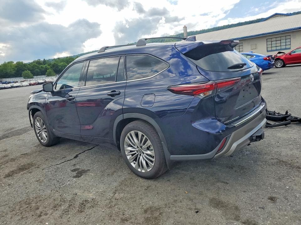 2026 TOYOTA HIGHLANDER HYBRID XLE 2