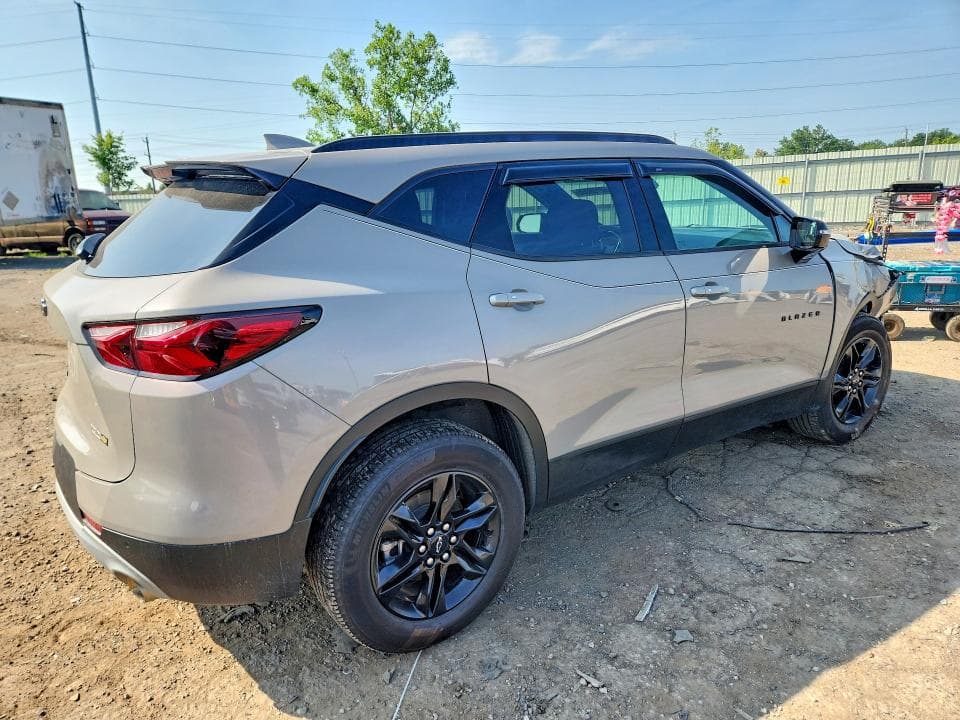 2021 CHEVROLET BLAZER 2LT 3