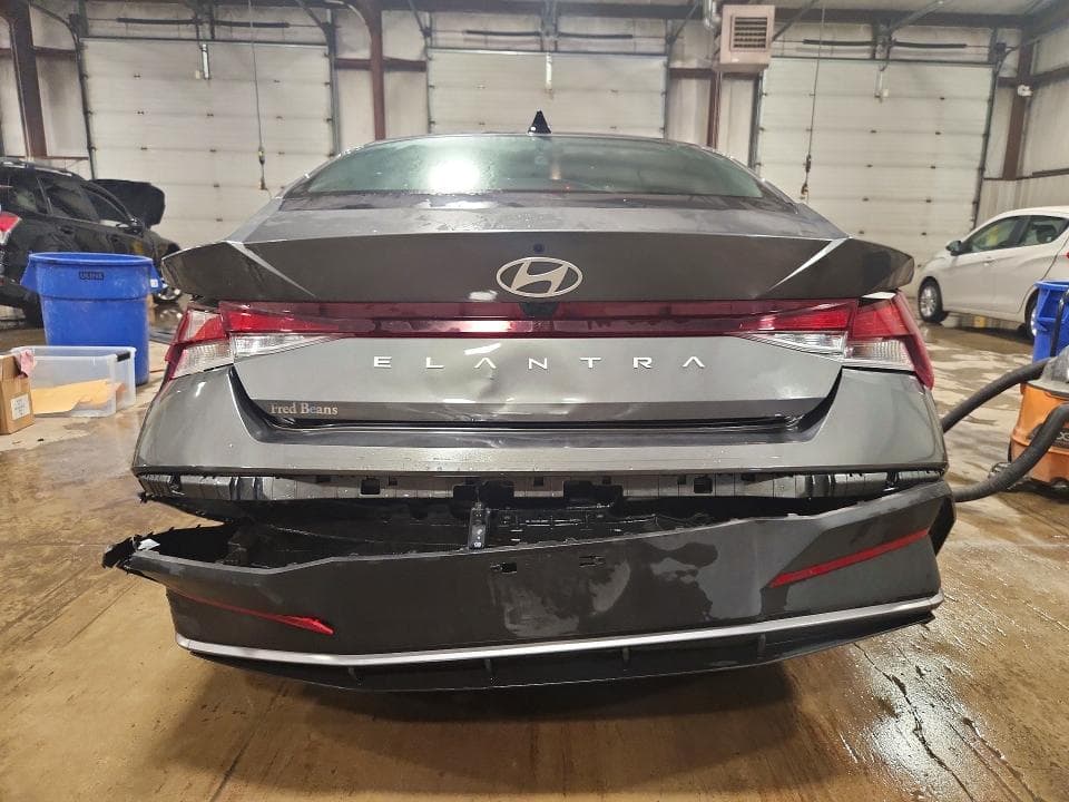 2024 HYUNDAI ELANTRA SEL SEL 6