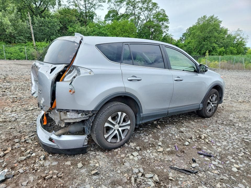 2018 TOYOTA RAV4 LE LE 3
