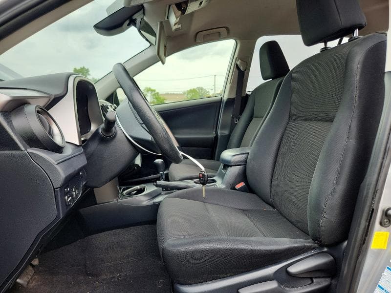 2018 TOYOTA RAV4 LE LE 7