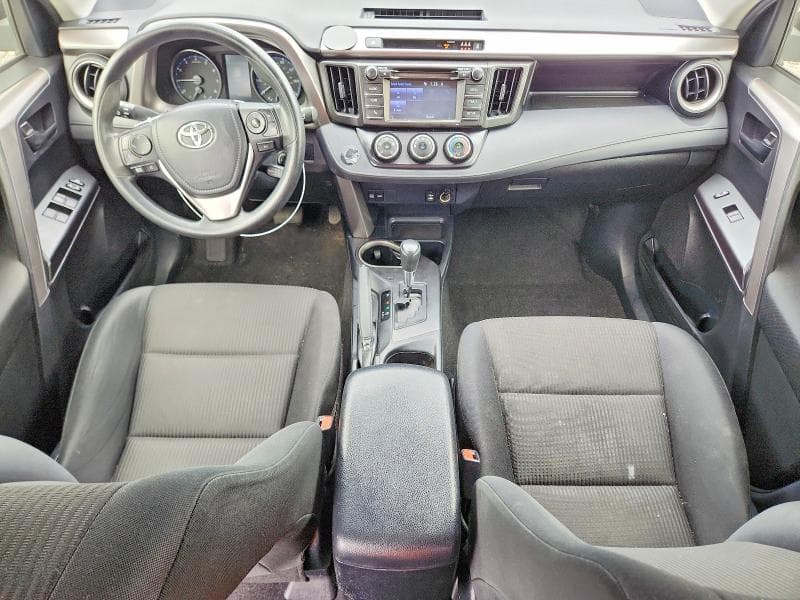 2018 TOYOTA RAV4 LE LE 8