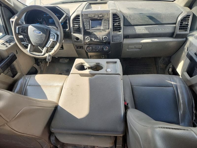 2017 FORD F450 SUPER 8