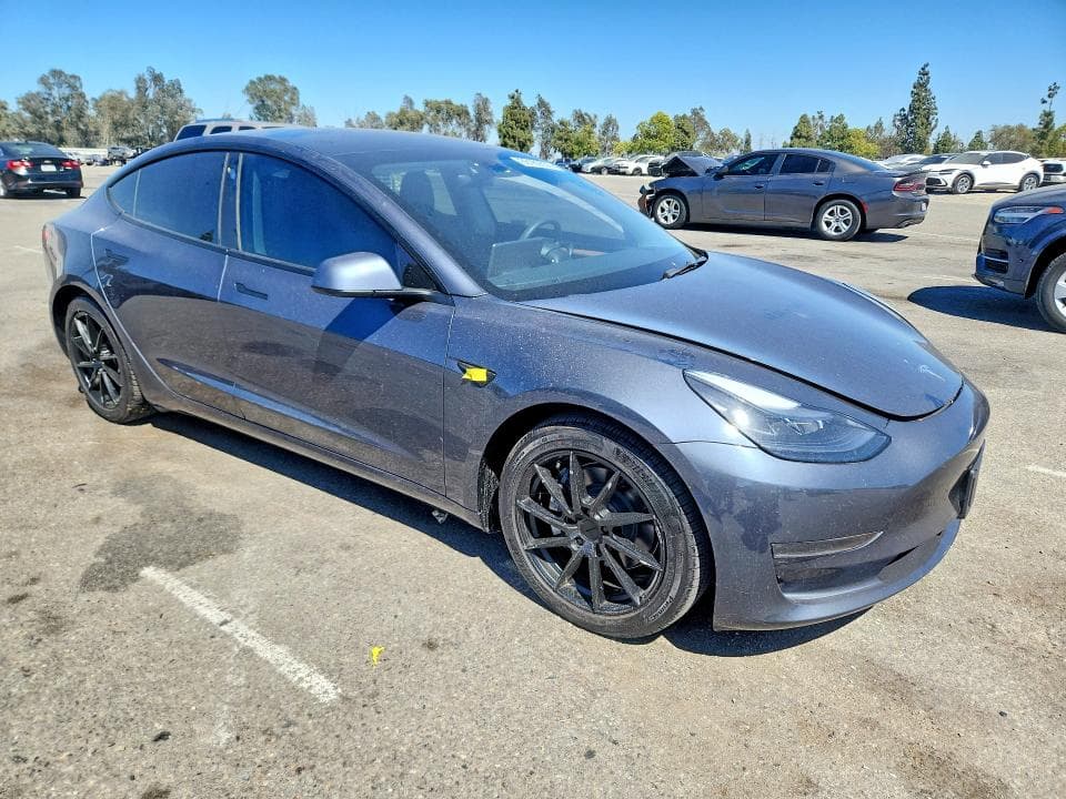 2023 TESLA MODEL 3 4