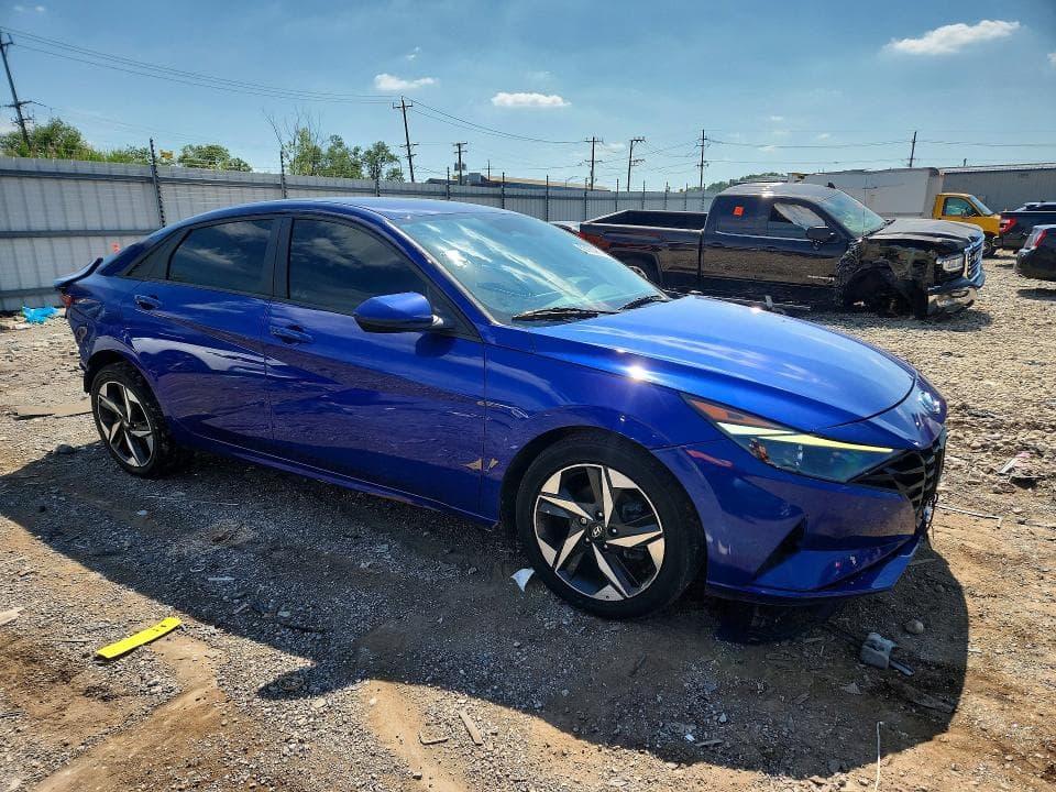 2023 HYUNDAI ELANTRA SEL SEL 4