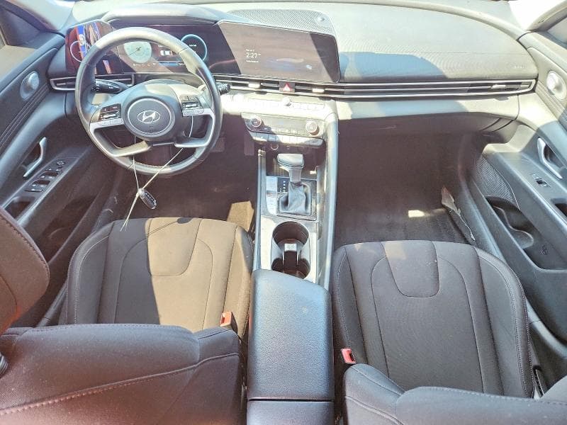 2023 HYUNDAI ELANTRA SEL SEL 8
