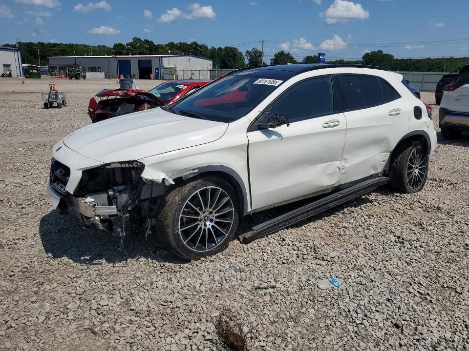 2018 MERCEDES-BENZ GLA 250 4MATIC 250 4MATIC - 1