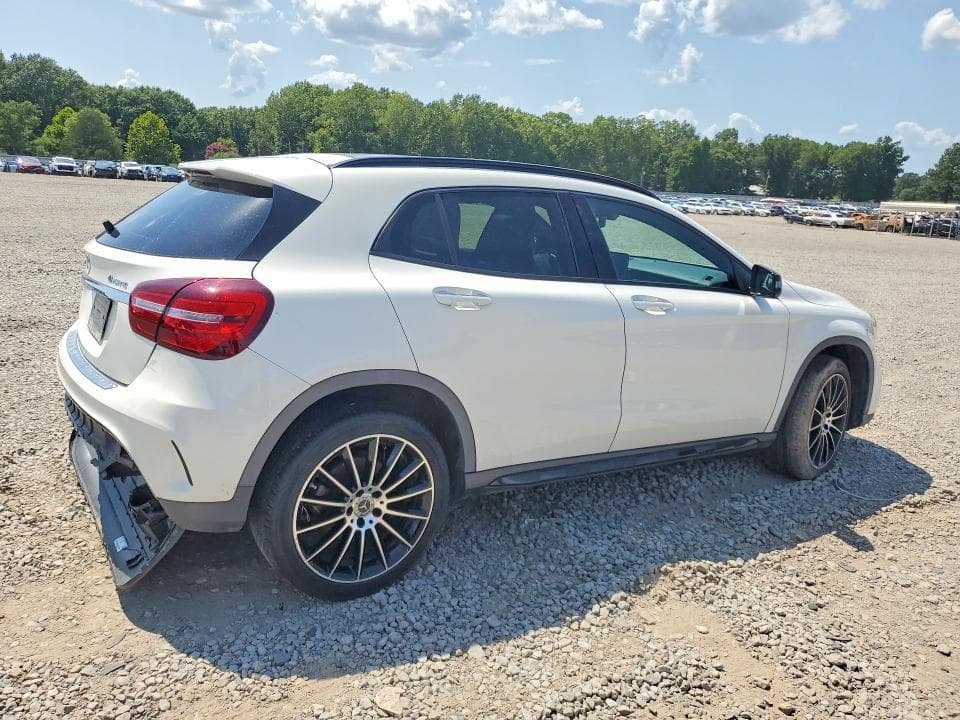2018 MERCEDES-BENZ GLA 250 4MATIC 250 4MATIC 3